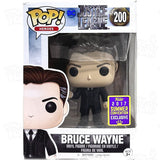 Dc Justice League Bruce Wayne (#200) Damaged Funko Pop Vinyl