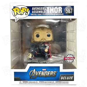 Avengers Thor (#587) Deluxe Funko Pop Vinyl