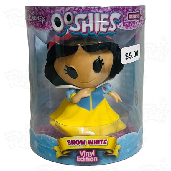 Ooshies Snow White Vinyl Edition Loot